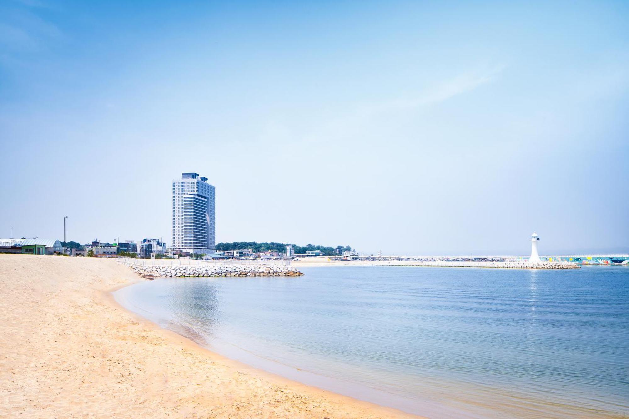 Gangneung Chonpines Ocean Suites Hotel Ngoại thất bức ảnh
