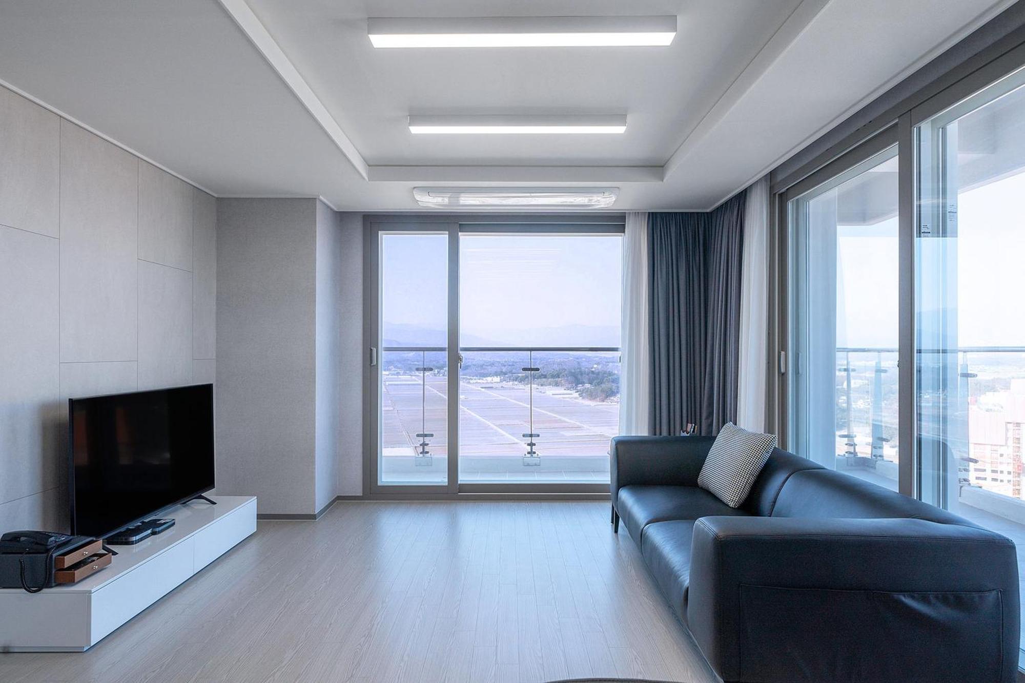 Gangneung Chonpines Ocean Suites Hotel Ngoại thất bức ảnh